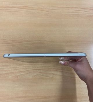 Apple iPad di nona generazione Silver