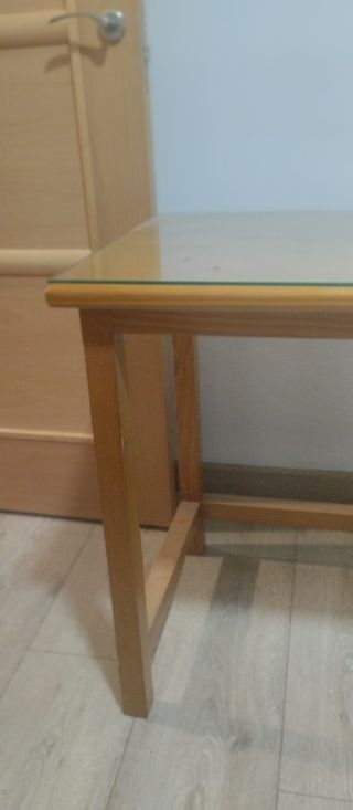 Mesa de madera para despacho