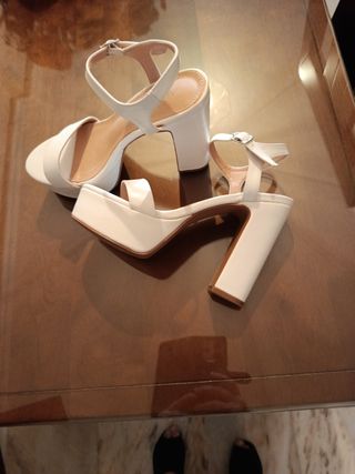 Sandalias Maripaz Talla 38 Blancas