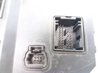 CAJA RELES / FUSIBLES CITROEN C2