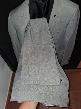 Traje de chaqueta gris hombre
