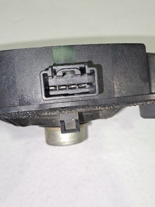 ALTAVOZ MAZDA 6 BERLINA (GG)