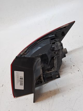 PILOTO TRASERO IZQUIERDO SEAT LEON (1P1)