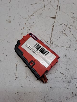 CAJA RELES / FUSIBLES AUDI S4 BER. (8K2) (7)