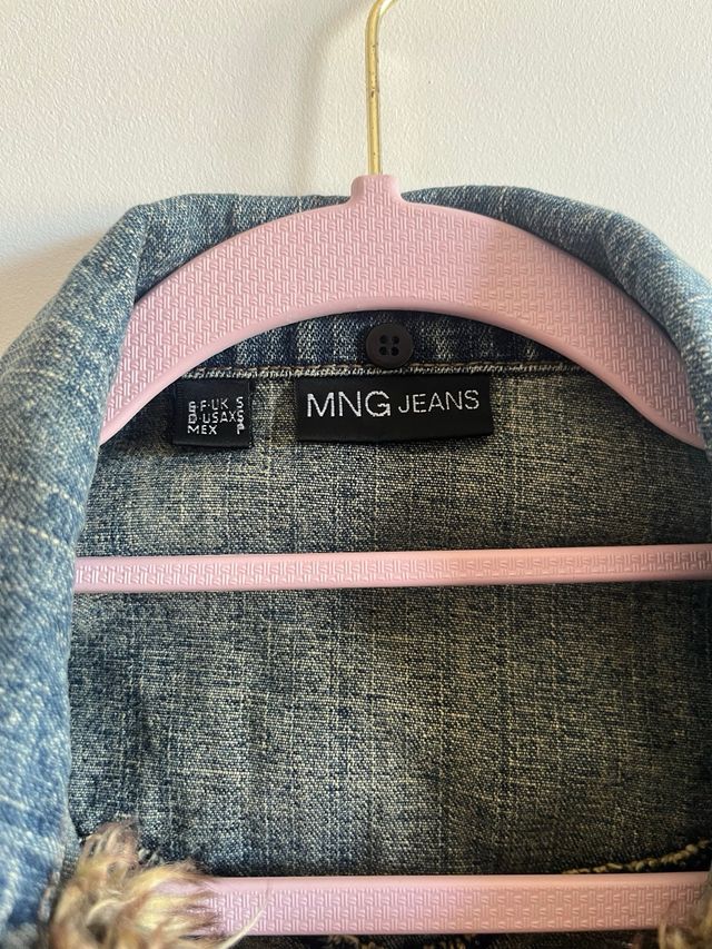 Chaqueta vaquera Y2K con pelo