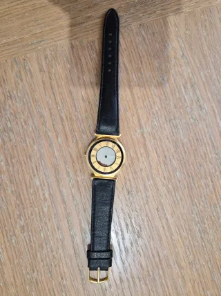 Orologio vintage pelle nera e oro
