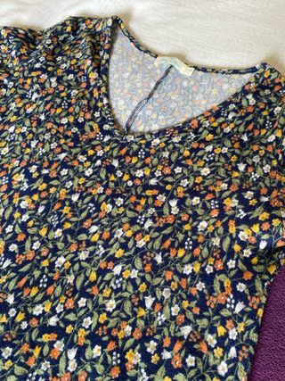 Vestido Hug and Clau estampado floral
