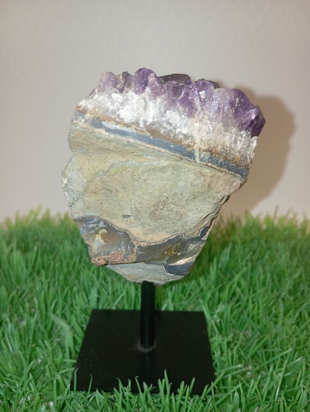Drusa Amatista con Pedestal