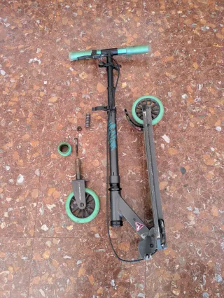 Patinete Oxelo MID 5 roto - con caja