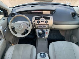 Renault Grand Scenic 2009