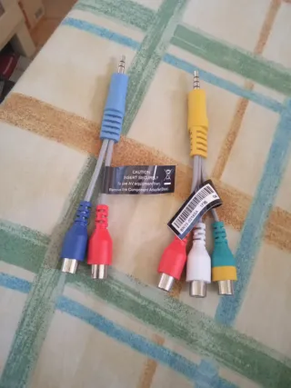 Adaptador AV 3.5mm a RCA (2 cables)