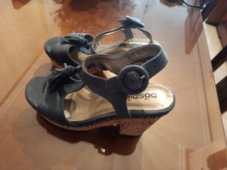 Sandalias Dospies Tacón Azul/Gris