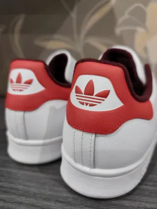 Zapatillas Adidas Stan Smith Blancas y Rojas
