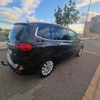 Opel Zafira 2014