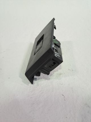 MANDO ELEVALUNAS TRASERO DERECHO TOYOTA AURIS