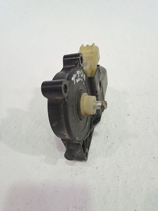 MOTOR ELEVALUNAS TRASERO IZQUIERDO FORD KUGA (2)