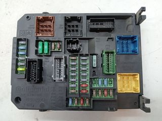 CAJA RELES / FUSIBLES CITROEN C4 PICASSO