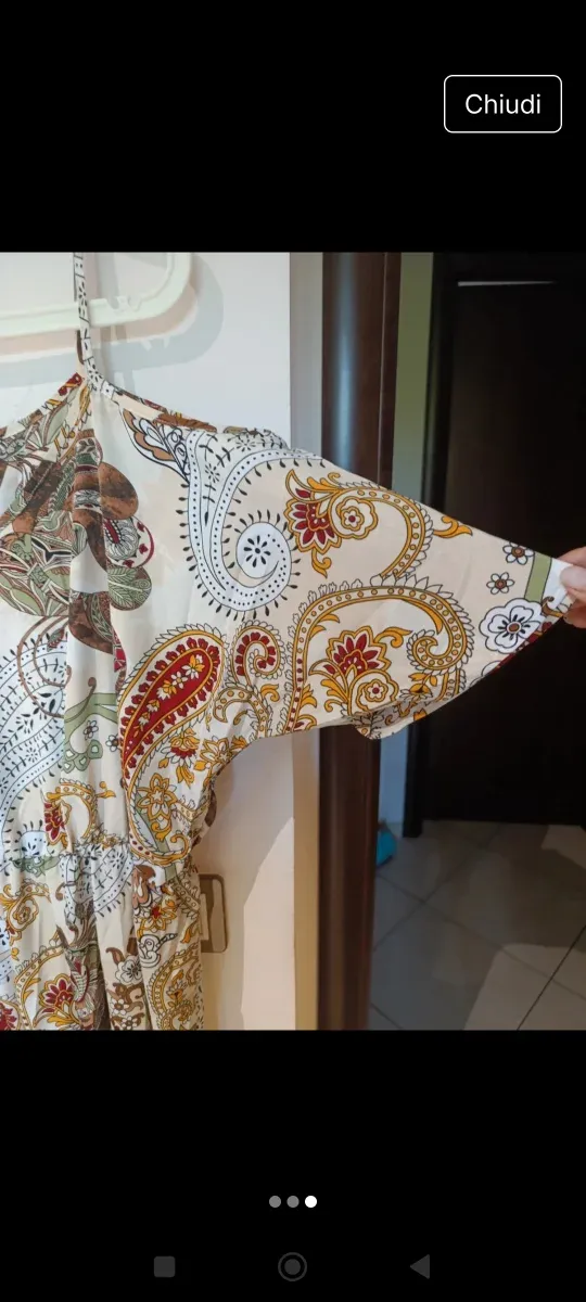 Tuta fantasia beige e multicolor