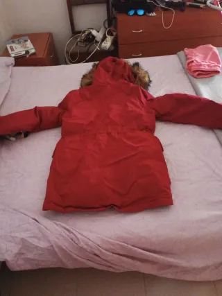 Cazadora parka roja hombre