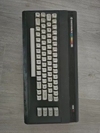 Commodore 16 Computer