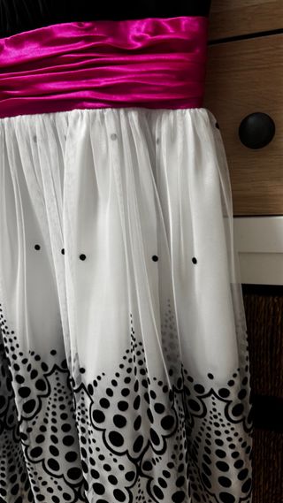 Vestido Negro y Rosa Corte Inglés