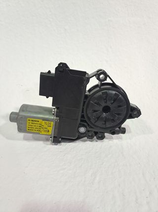 MOTOR ELEVALUNAS DELANTERO DERECHO HYUNDAI I40