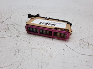 CAJA RELES / FUSIBLES AUDI S4 BER. (8K2) (4)