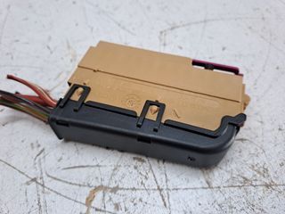 CAJA RELES / FUSIBLES AUDI S4 BER. (8K2) (5)
