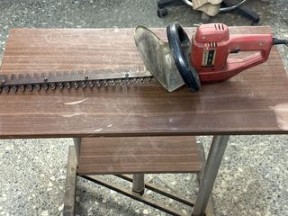 Tagliasiepi elettrico Casale