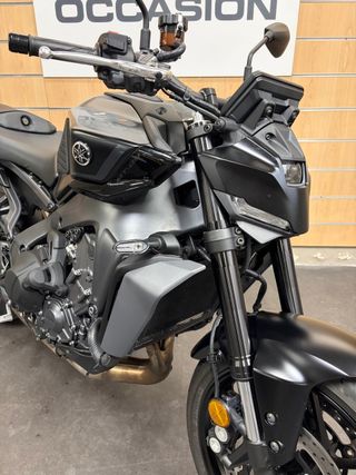 YAMAHA MT-09
