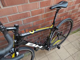 Bicicleta BH Quartz 105 Team