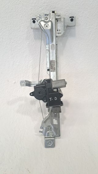 ELEVALUNAS TRASERO DERECHO PEUGEOT 3008 (3)