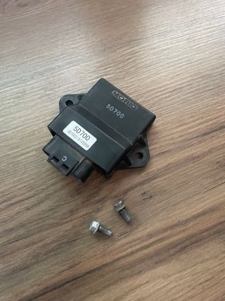Centralita Yamaha YZF R125 5D700