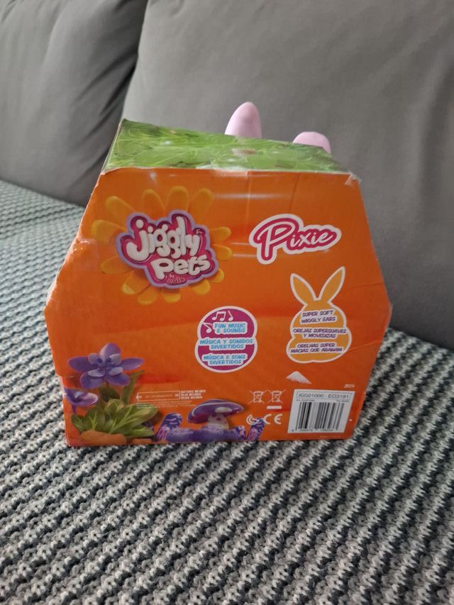 Jiggly Pets Conejo Rosa para bebés.