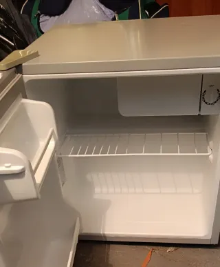 Nevera pequeña con congelador