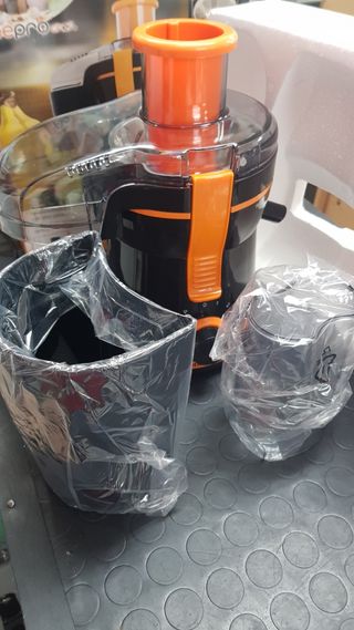 Licuadora Titanforce 350W Nueva