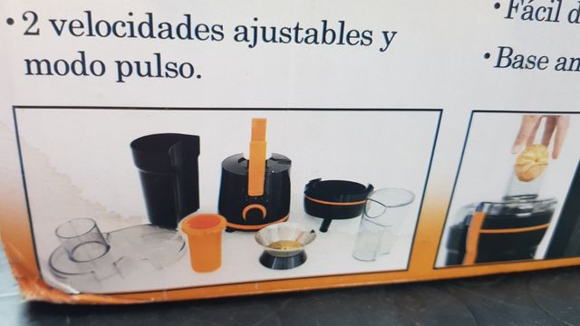 Licuadora Titanforce 350W Nueva