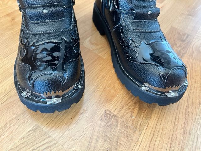 Botas de cuero negras con diseño con REGALO