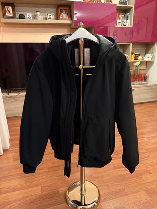 CHAQUETA CON CAPUCHA ESPRIT