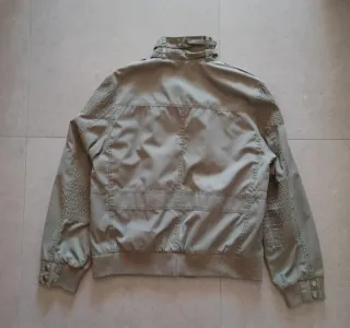 Cazadora Pull and Bear verde militar vintage