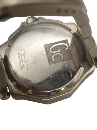 RELOJ DE CUARZO GC X79004G2S 300M 43MM  CRISTAL ZAFIRO CORONA A ROSCA ACERO