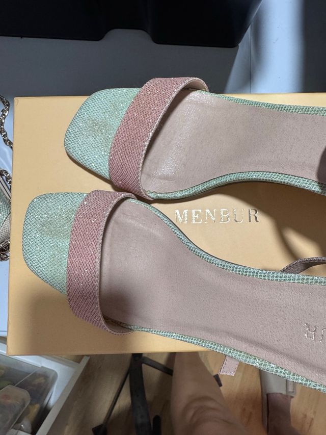 Conjunto bolso y zapatos MENBUR