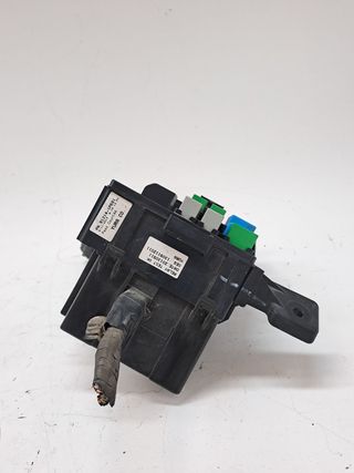 CAJA RELES / FUSIBLES KIA VENGA