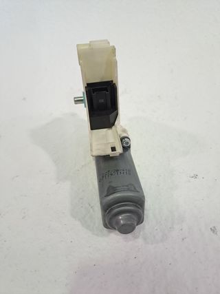 MOTOR ELEVALUNAS DELANTERO DERECHO AUDI A4 AVANT (8K5) (2008