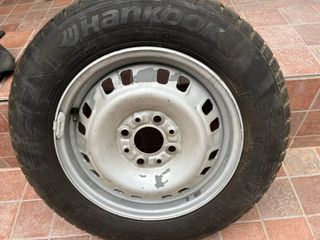 Rueda Hankook 145/80R13 75T Invierno