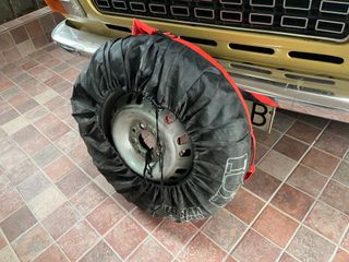 Rueda Hankook 145/80R13 75T Invierno