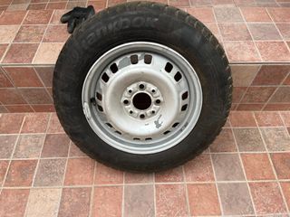 Rueda Hankook 145/80R13 75T Invierno