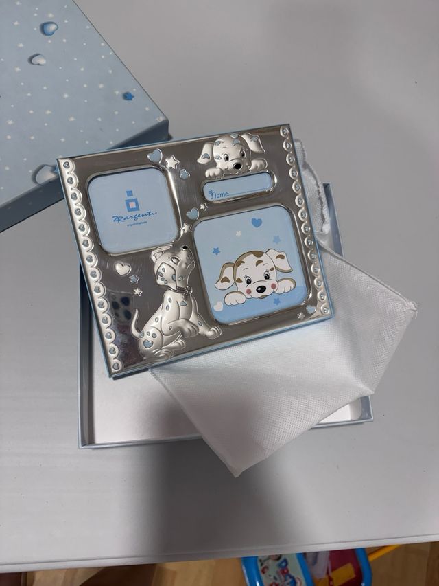 Marco de plata para bebé con perros