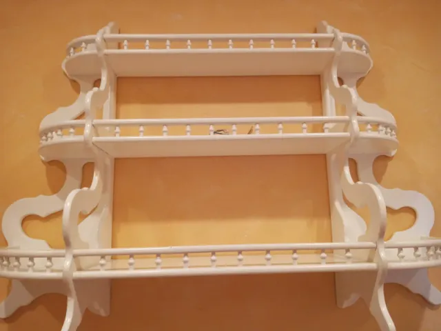 Estantería blanca de madera