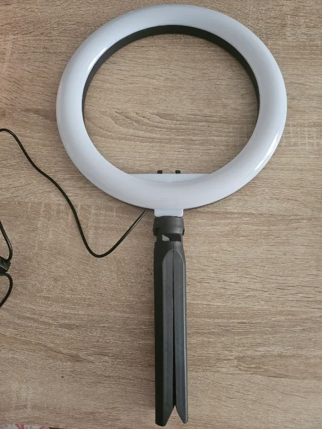 Lámpara LED Aro con Trípode